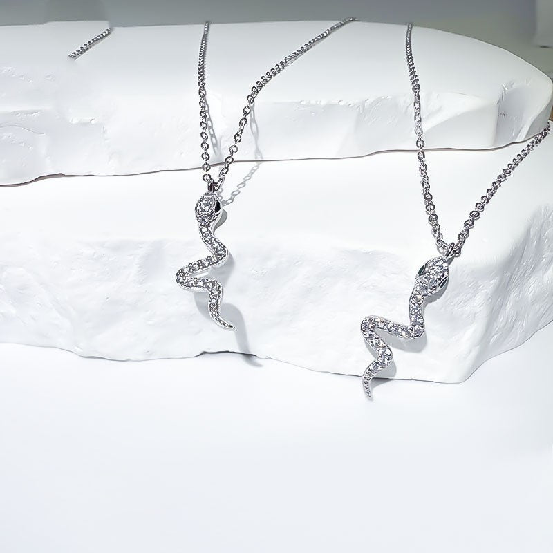 Niche Personality All-match Light Luxury Clavicle Chain - RareGloo