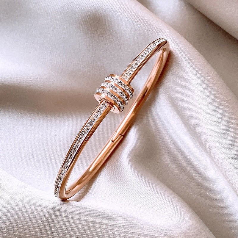 Bracelet With Roller – Rose Gold Elegance - RareGloo